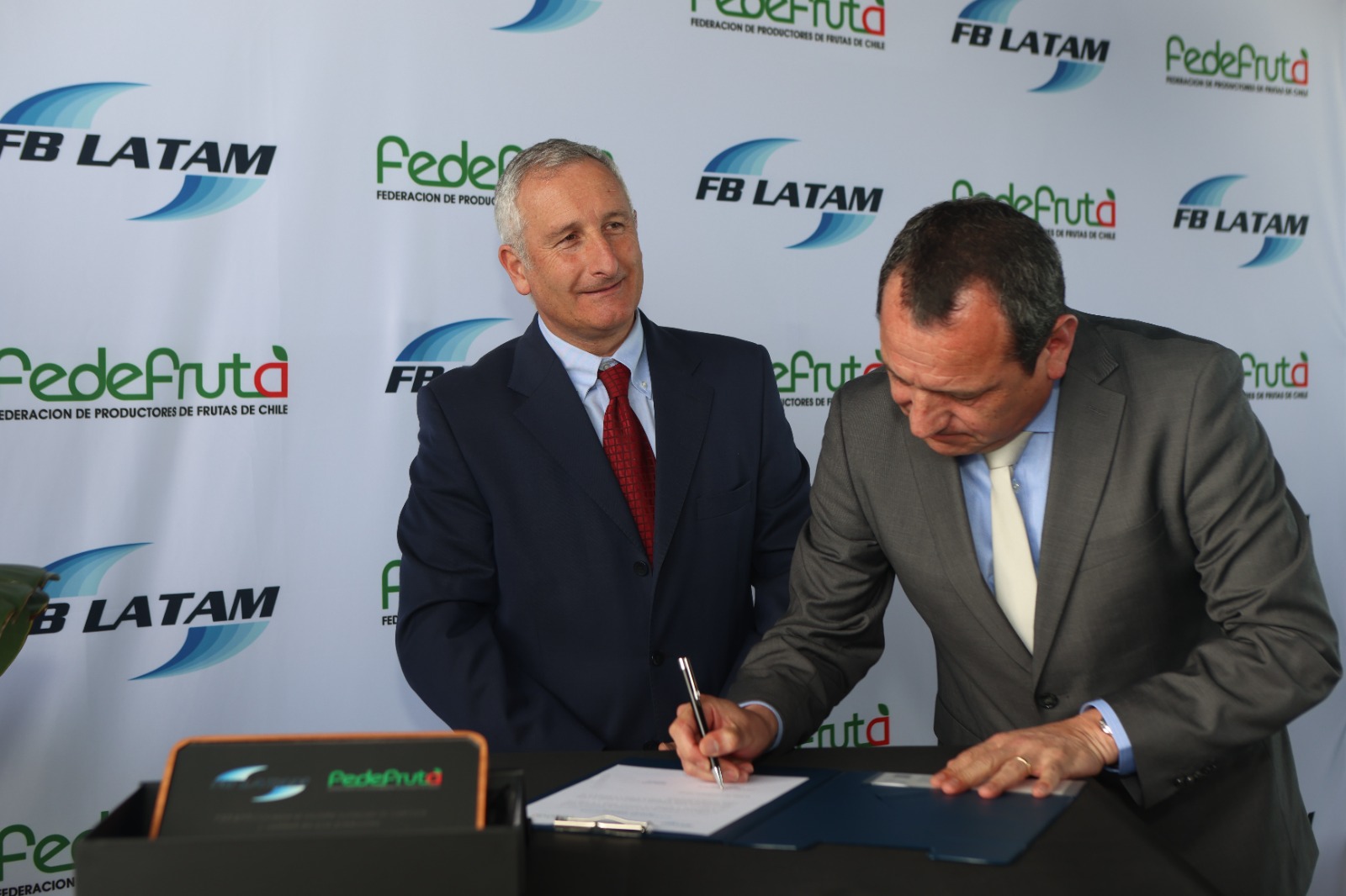 FB LATAM y FEDEFRUTA sellan una alianza para fortalecer la cadena de frío de la industria frutícola