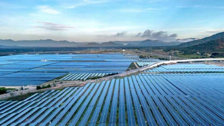 Cambio climático y continuidad operacional: El desafío de la industria solar en Chile