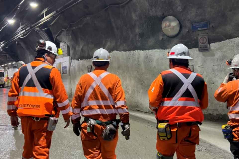 Sernageomin ordena paralización provisional de sectores de El Teniente tras alud que dejó dos trabajadores fallecidos